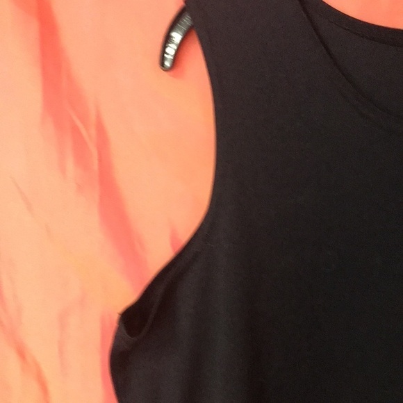 Croft & Barrow Women’s Black Tank XL Polyester Perfect layering piece EUC - Picture 4 of 8